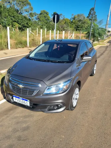 Chevrolet Onix Hatch LT 1.4 8V Flexpower 5P Mec. 2015