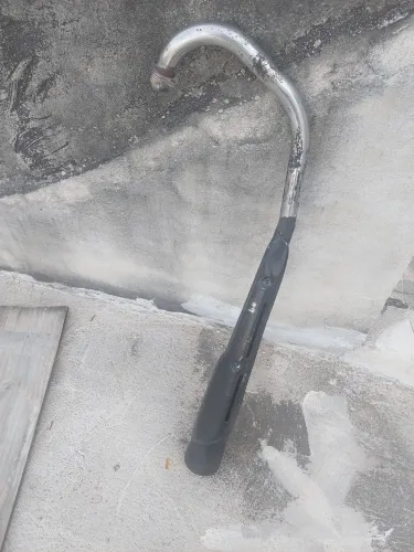 Cano da titan 150 e Ferramentas ? diversas 