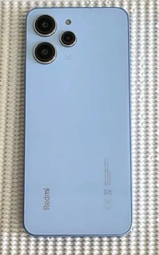 Celular Redmi 12  (4GB de Ram + 128GB Rom) + Capa