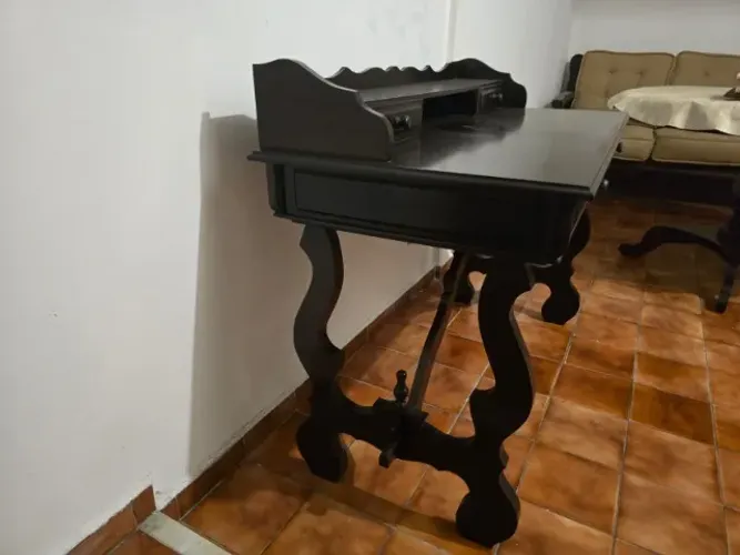 Escrivaninha madeira maciça