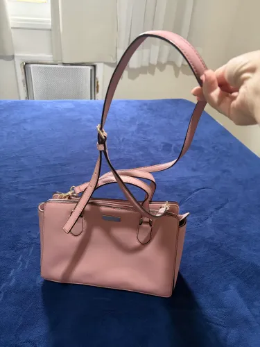 Bolsa rosa claro linda