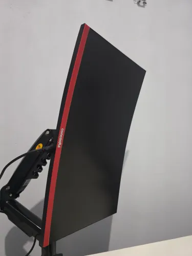 Monitor Gamer Curvo Concórdia + Suporte Articulado
