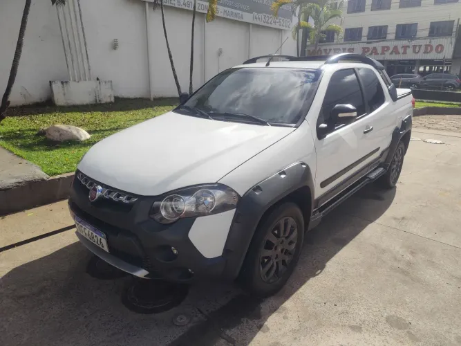 Fiat Strada Adventure1.8/ 1.8 Locker Flex CD 2015