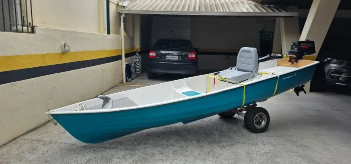 TORRANDO Barco 13 pés com motor e comando a distância