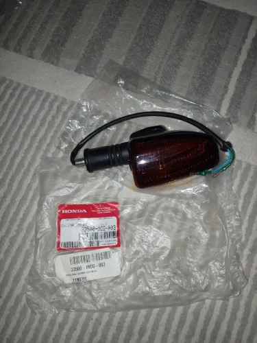 Conjunto sinal traseiro Direito, 100% original Honda 