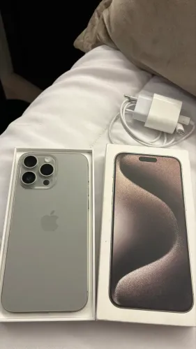 Iphone 15 Pro Max 256GB Zerado/ Bateria 90% / Garantia 90 dias / Parcelo em 12x