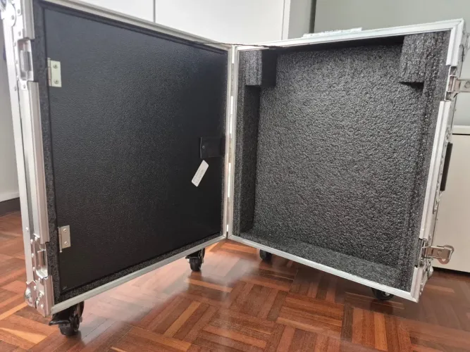 Case para Ecocardiograma com carrinho e rodas