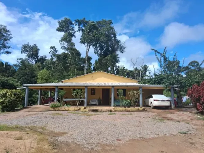 CASA EM CONDOMÍNIO DE CHÁCARAS