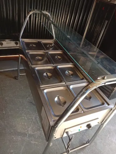 Cuba quente de 8 compart. marca Tedesco toda no inox + vidro <br><br>2.000