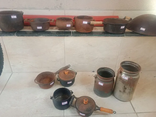 Panelas e Caldeirões de Ferro
