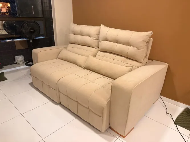 Sofá 2 lugares retrátil e reclinável
