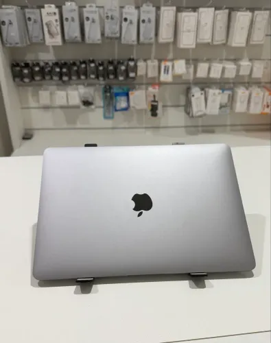 MacBook m1 2020 8/256GB