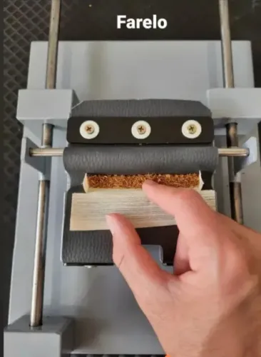 Máquina de aperta palheiro