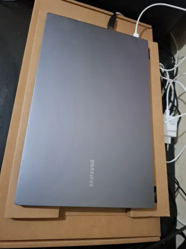 NOTEBOOK SAMSUNG BOOK 4
