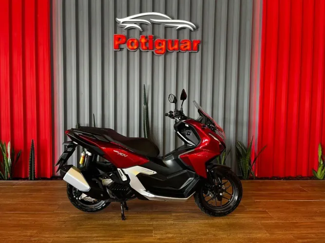HONDA ADV 