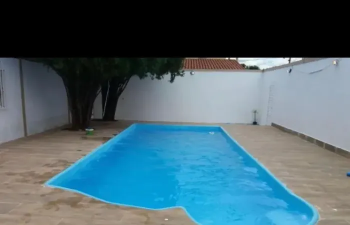 Piscina de fibra 9,15 x 3,80 instalada