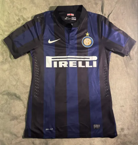 Camisa Inter Milão 2013 - Modelo jogador - Hernanes