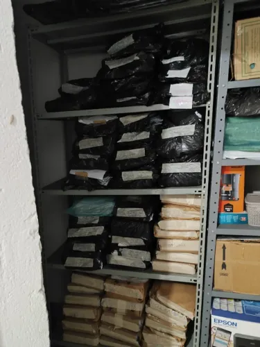 Estante escritório ferro