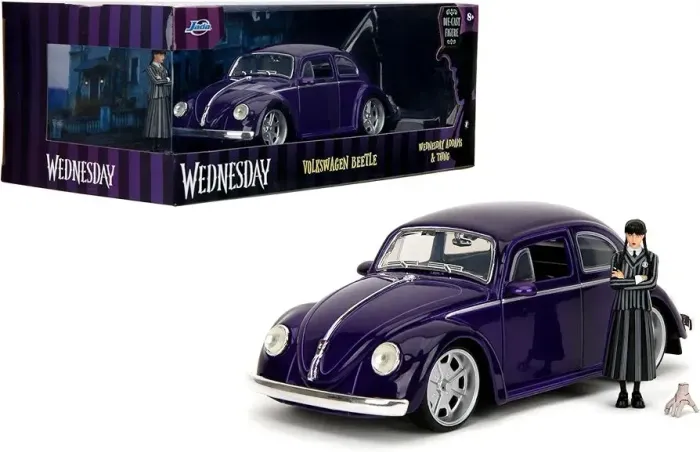 Miniatura Volkswagen VW Fusca 18 Cm Com Boneco Wandinha Addams Jada Toys 1:24 Lacrado