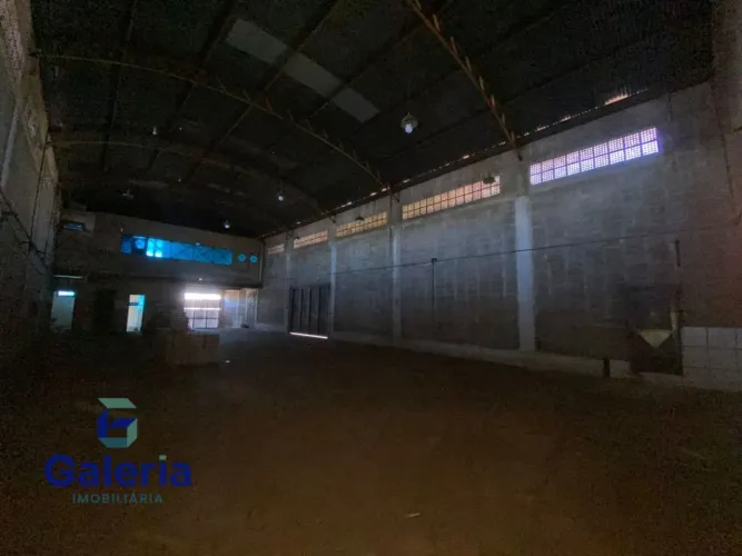 Galpão comercial para alugar, 326m² - Vila Elisa
