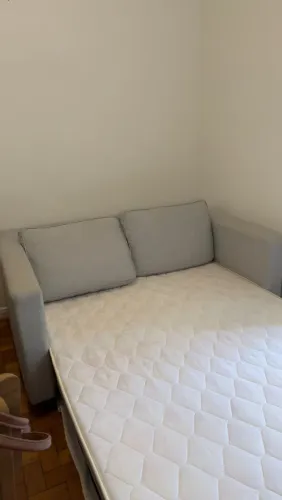 Sofá-cama cinza