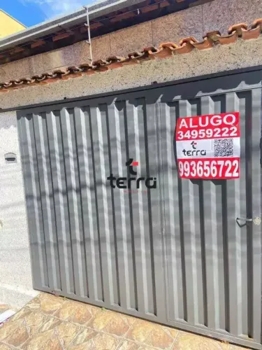 Casa disponível para locação com 02 quartos, no Bairro Nossa Senhora de Fátima em Sabará/M