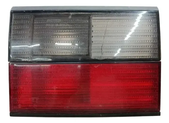 Lanterna Fume Santana 1992 Tampa Traseira Direita Detalhe Vermelho