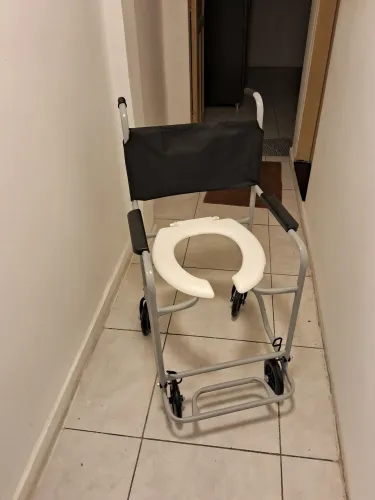 Kit saúde com Andador, cadeira para banho