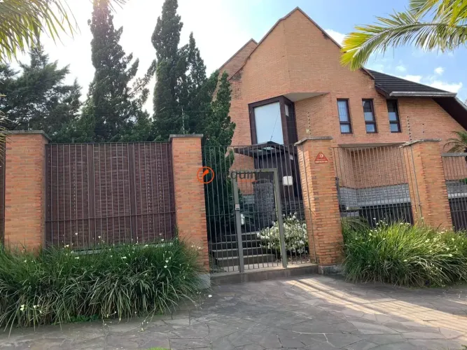 Vendo casa próximo a Baronesa