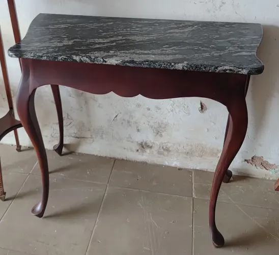 Aparador antigo
