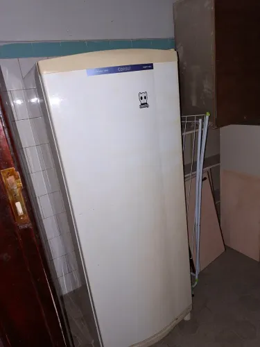 Geladeira consul 300 litros