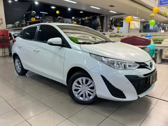 Toyota Yaris XL 1.3 Flex 16V 5P Mec. 2020