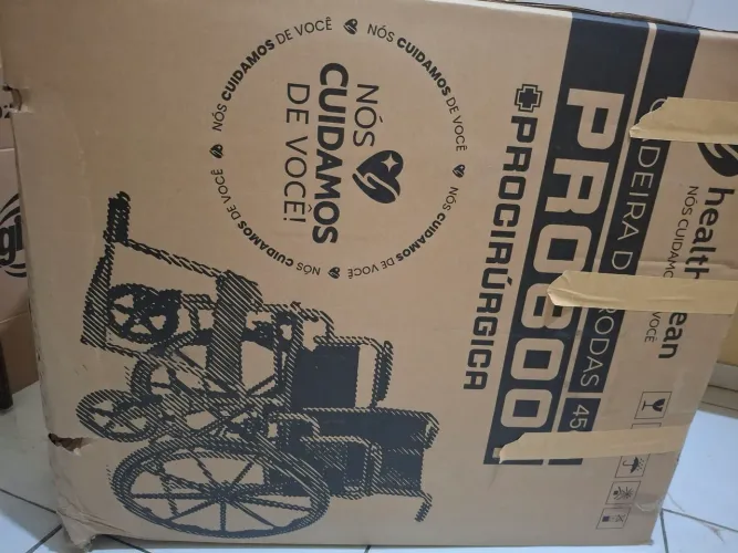 Cadeira de rodas nova