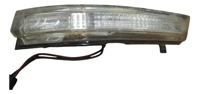 Lanterna Retrovisor Esquerdo Saveiro G5 2008 À 2012 Detalhe 1