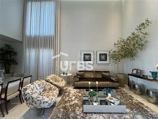 Casa em Condomínio duplex com 455,25m² à venda no Jardins Gênova