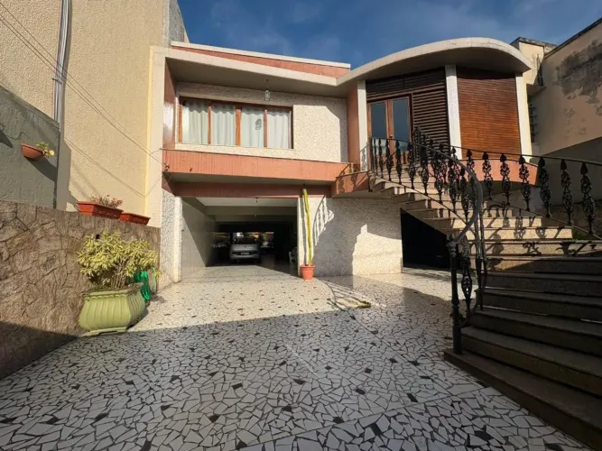 Excelente casa, 4 quartos, Venda da Cruz