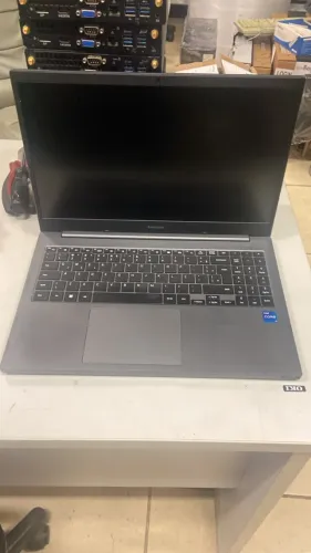 Notebook Samsung NP550xda-KS1BR i7-1165G7/8gb ddr4/ssd 240gb/15.6 FHD s/n
