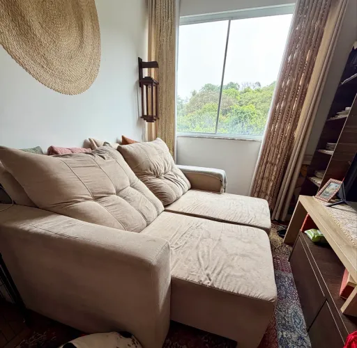 Vende-se sofá dois lugares reclinável