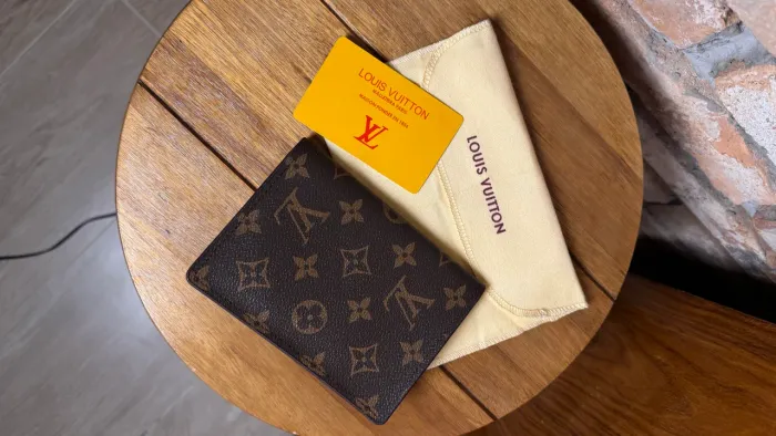 porta passaporte louis vuitton monograma