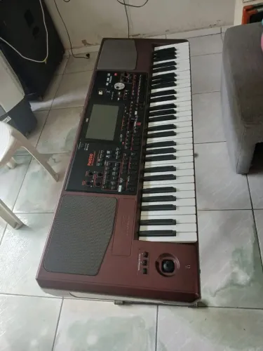 Vendo Teclado arranjador korg PA1000