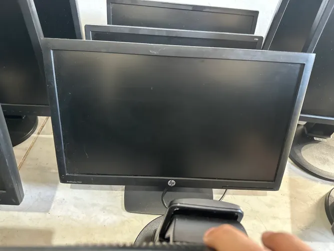 Monitor 22 polegadas  380,00 sansung loja com garantia 