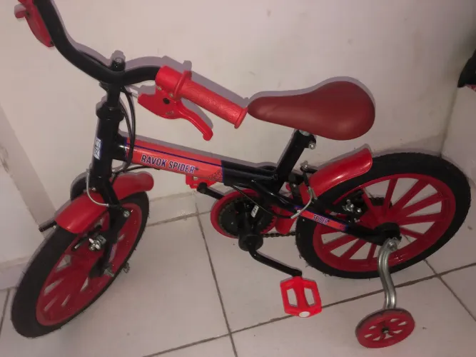Vendo bicicleta infantil novinha