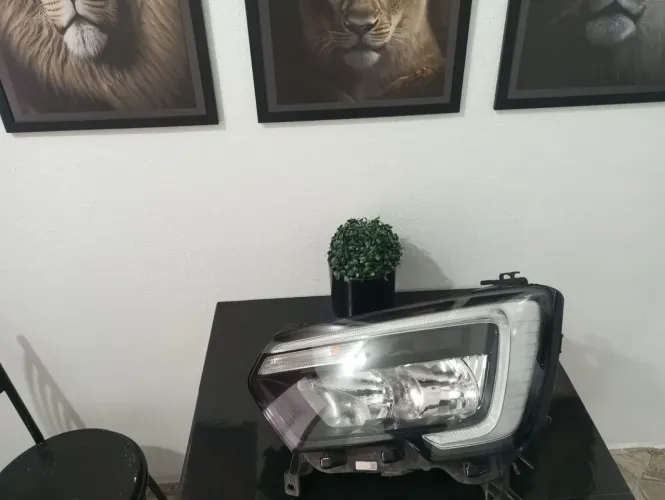 Farol Renault master
