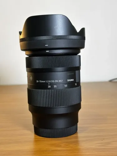 Lente Sigma 28-70mm f2.8 DG DN Contemporary para Sony E-mount