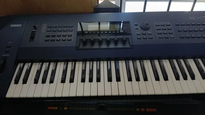 Teclado synth ex7