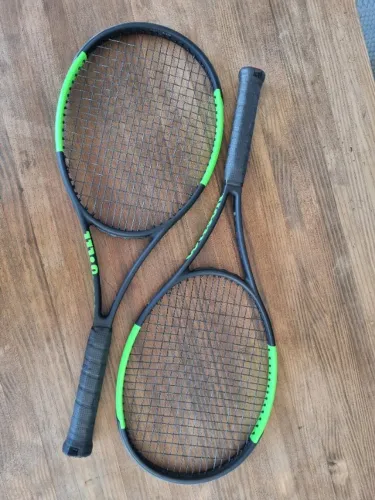 Raquete de tênis Wilson Blade