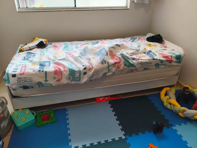 Cama Solteiro
