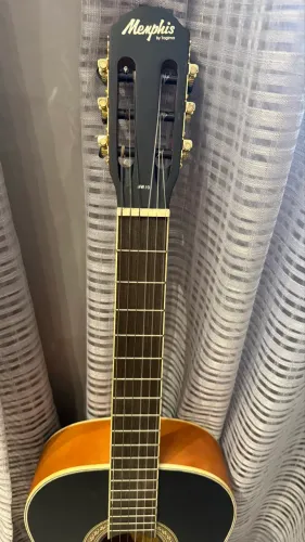 Vendo violão 450