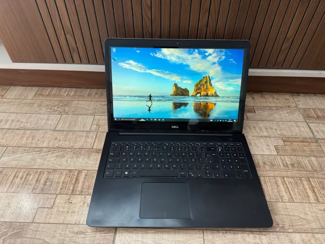 Notebook Dell Core i5 8gb SSD 120gb placa de vídeo 2gb aceito cartão