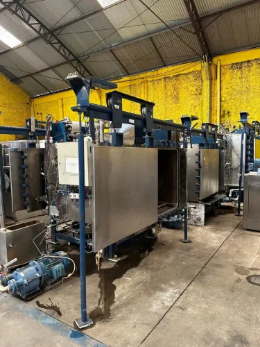 Autoclave em inox dupla porta Hogner